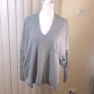 🐝5/$25🐝 Kerisma gray oversized sweater with side front pocket
